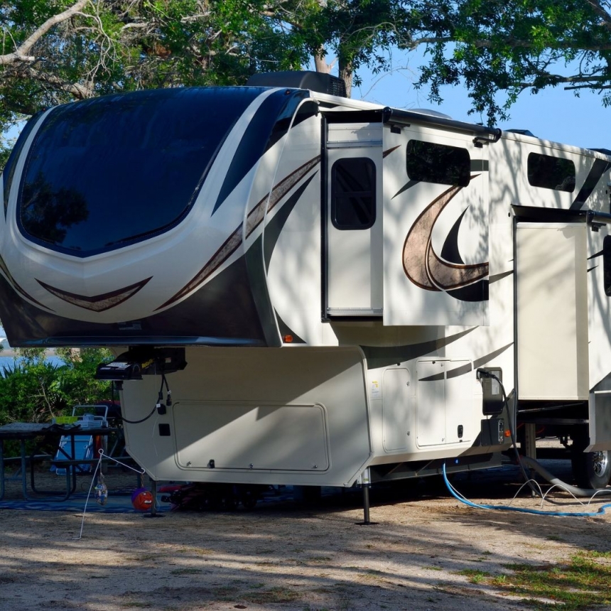 4 Reasons To Rent Mobile Trailers For Festivals & Events