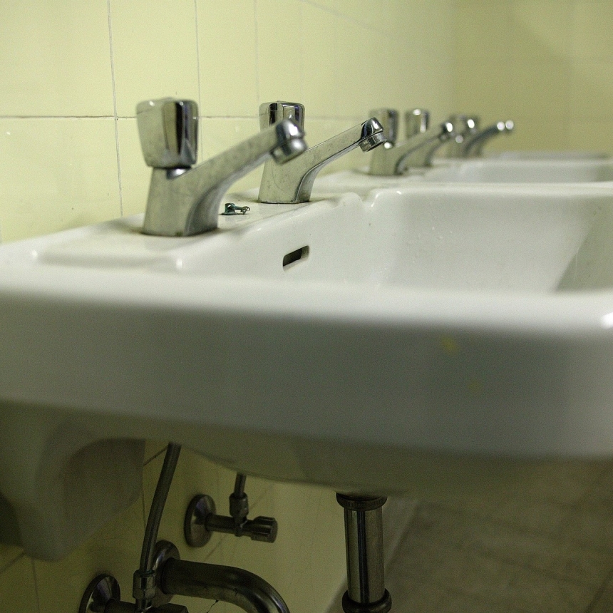 High-Quality Washroom Trailers: Every Construction and Development Project Needs Them