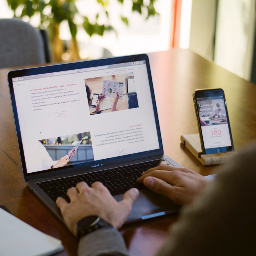 Picking the Best Mobile Office Space Trailer 