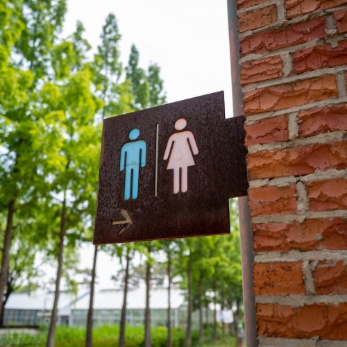 Washrooms Trailers vs. Traditional Restrooms: Pros and Cons