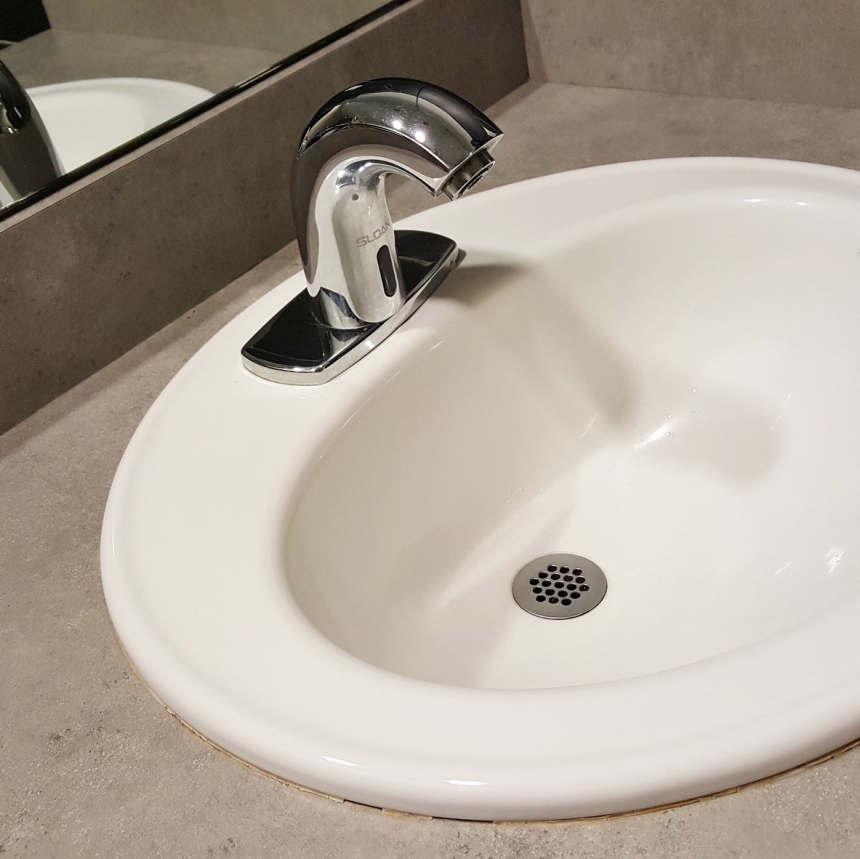 Why Every On-site Location Needs Washroom Trailers