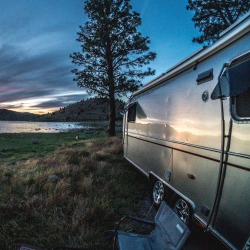 Why Office Trailer Rental Is Better Than Buying